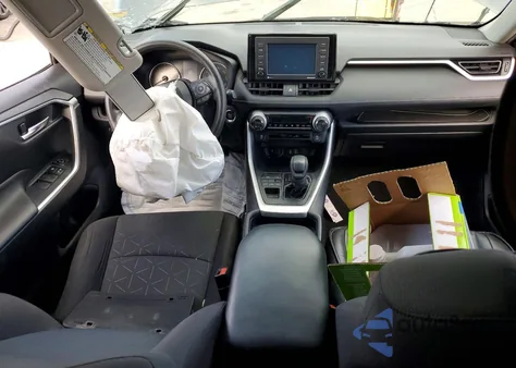 2020 Toyota Rav4 Xle from USA, damaged, VIN 2T3P1RFV2LC079174